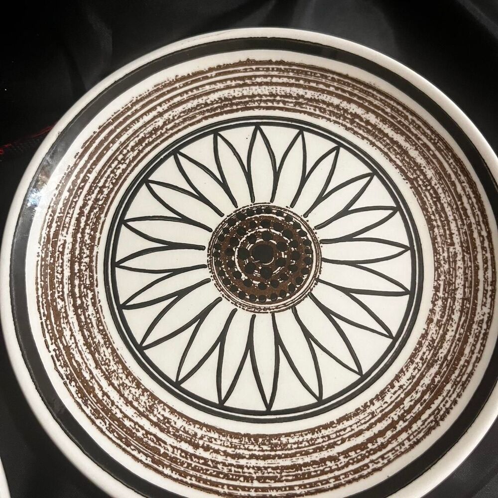 Unbranded multi Dinnerware - Picture 3 of 5